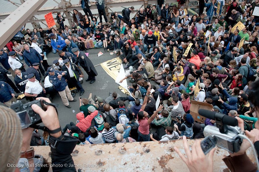파일:occupywallstreet_arrests_2011_10_01_9.jpg