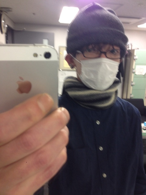 파일:Fukuma_Hajime_with_iPhone.jpg