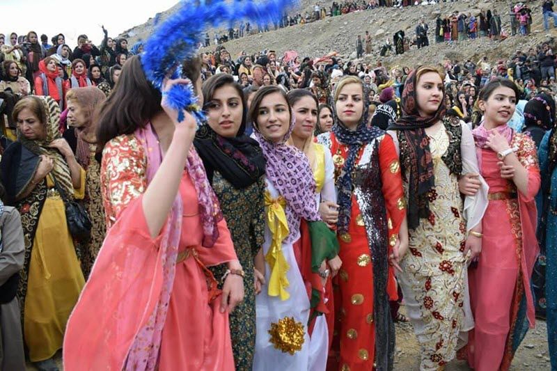 파일:Kurdistan-women.jpg