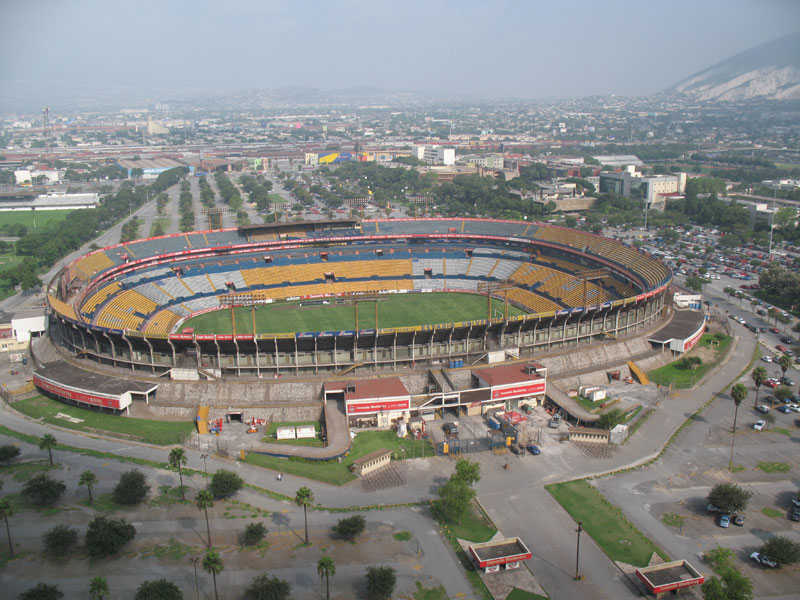 파일:Estadio Universitario_02.jpg