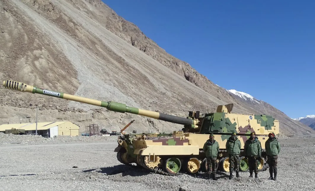 파일:Indian_K9_SPH_at_Ladakh_during_Indo-China_Clashes_.jpg